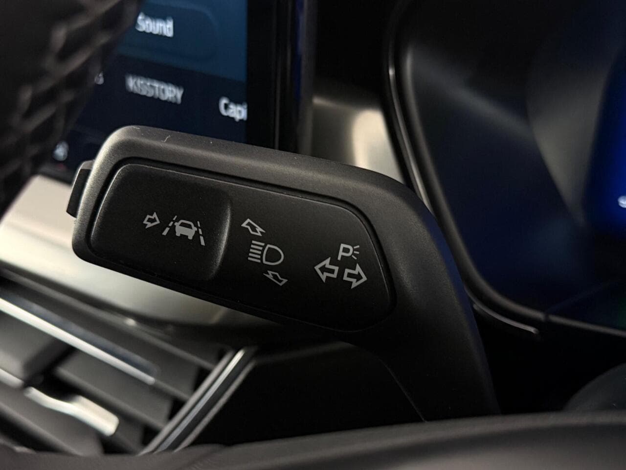 Ford Focus thumbnail Misc Controls