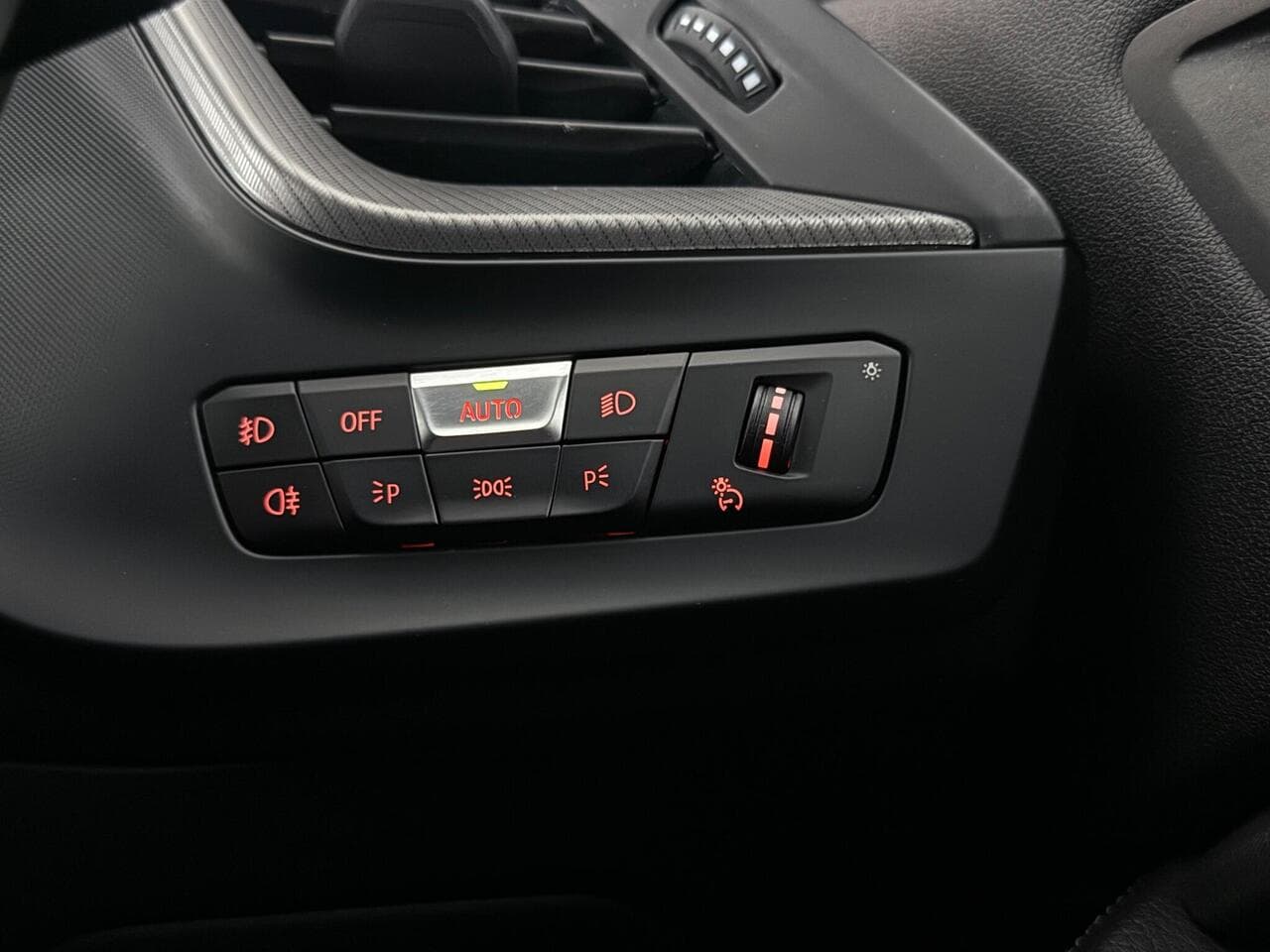 BMW 1 Series thumbnail Misc Controls