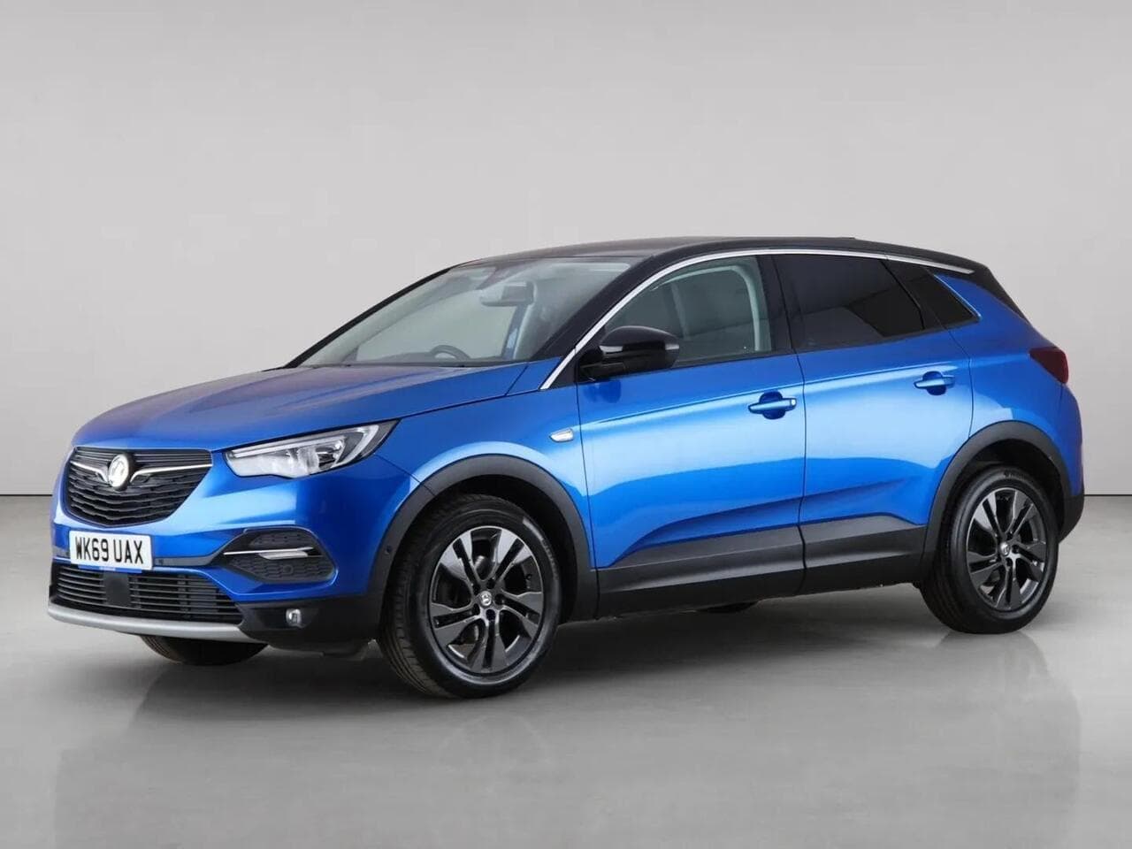 Vauxhall Grandland X thumbnail Front Left