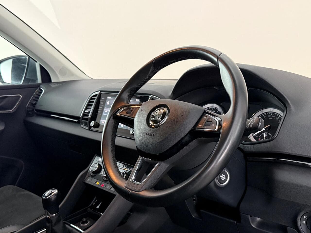 Skoda Karoq thumbnail Interior Front