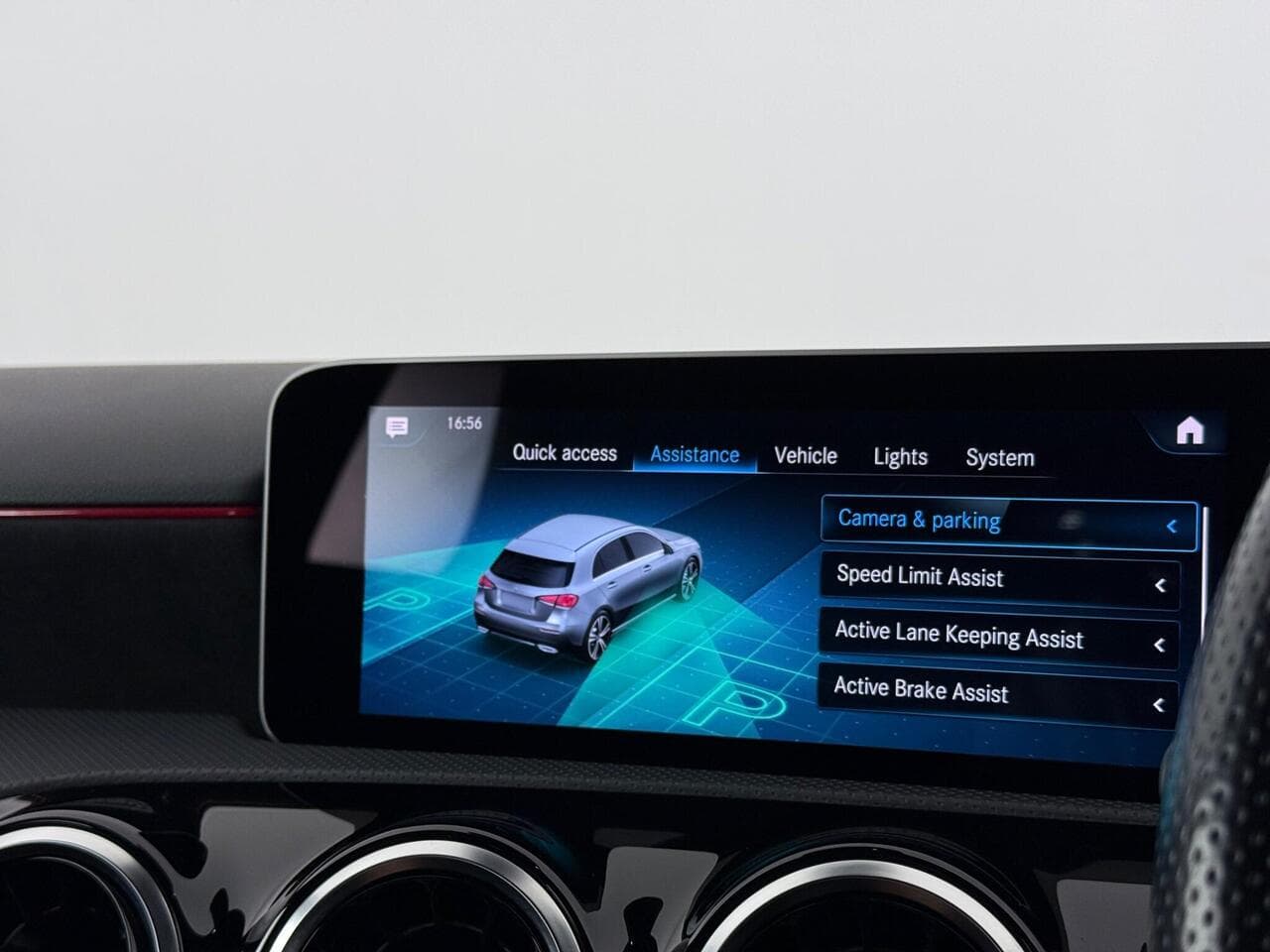 Mercedes-Benz A Class thumbnail Infotainment System