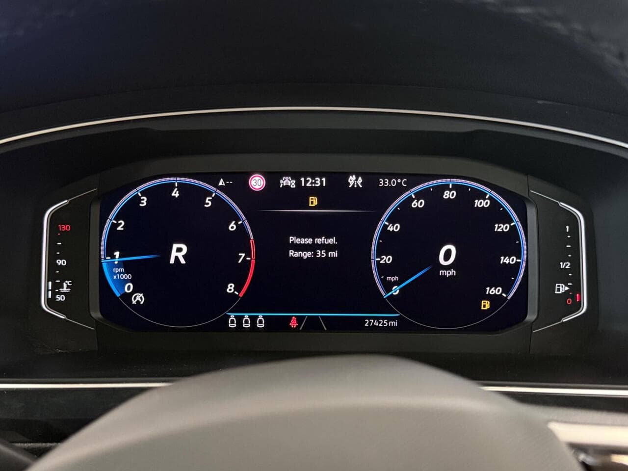 Volkswagen Tiguan thumbnail Driver Instruments