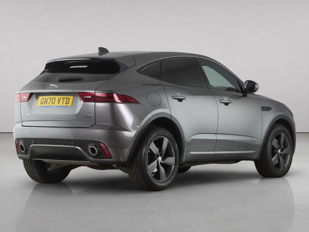 Jaguar E-PACE thumbnail Rear Right