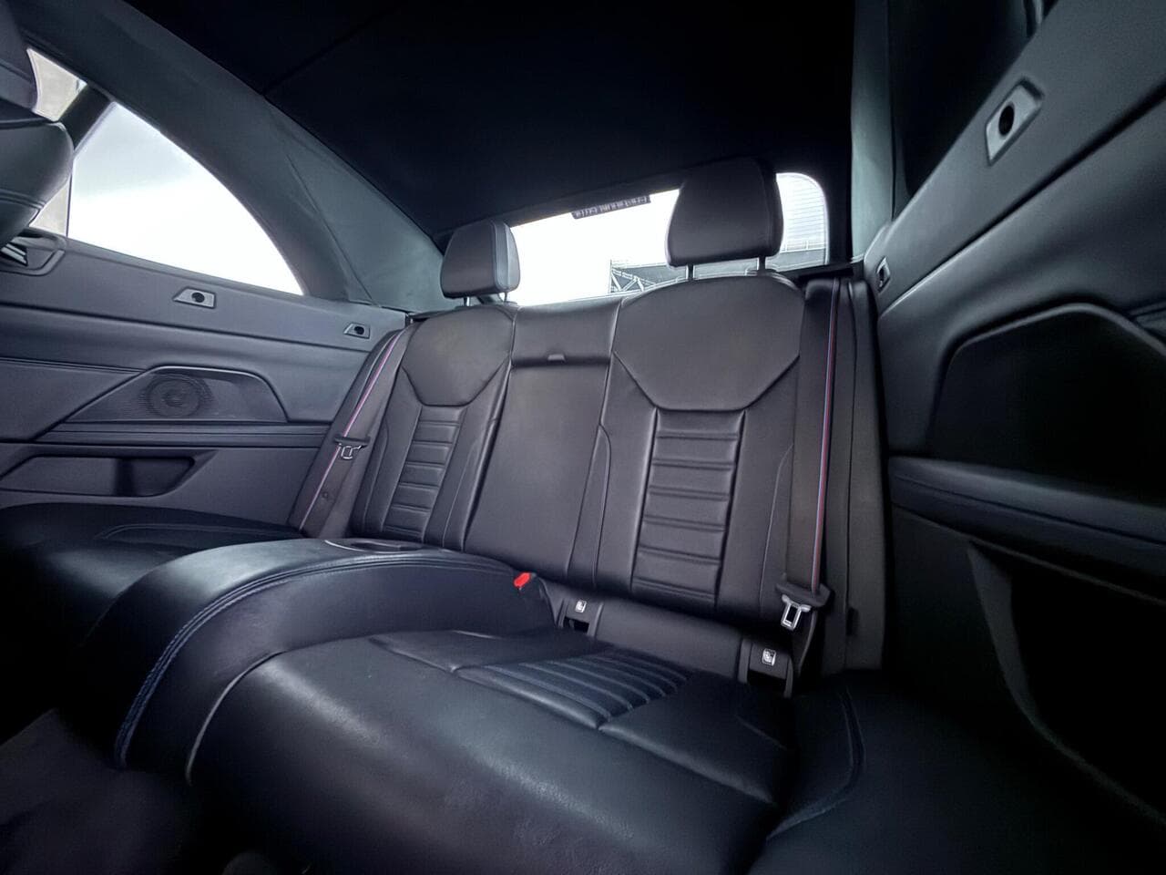 BMW 4 Series thumbnail Seats Rear