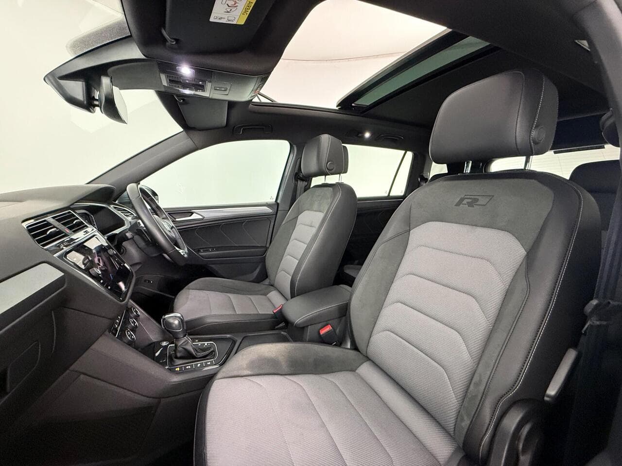 Volkswagen Tiguan Allspace thumbnail Seat Front Passenger