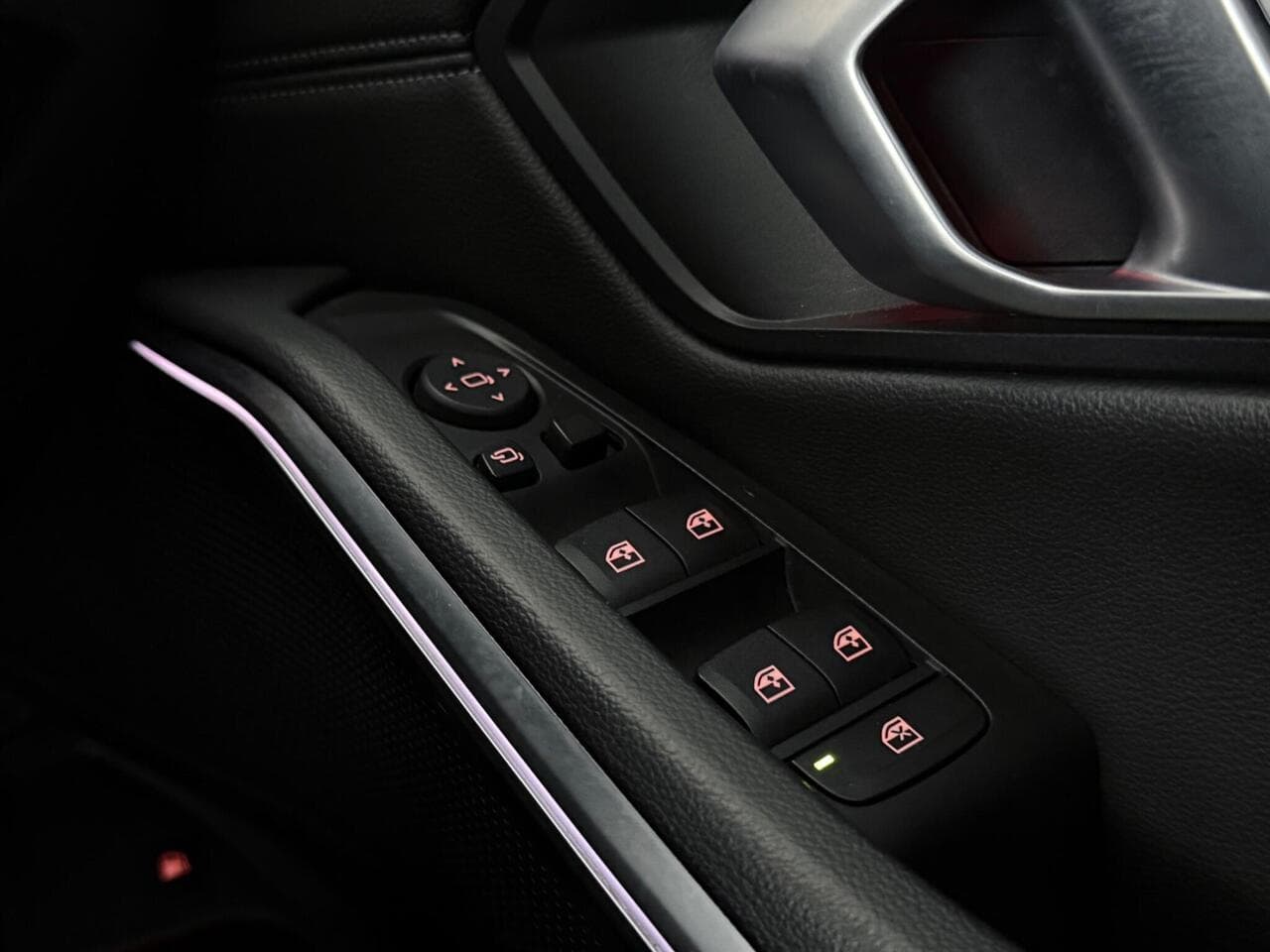 BMW 3 Series thumbnail Misc Controls