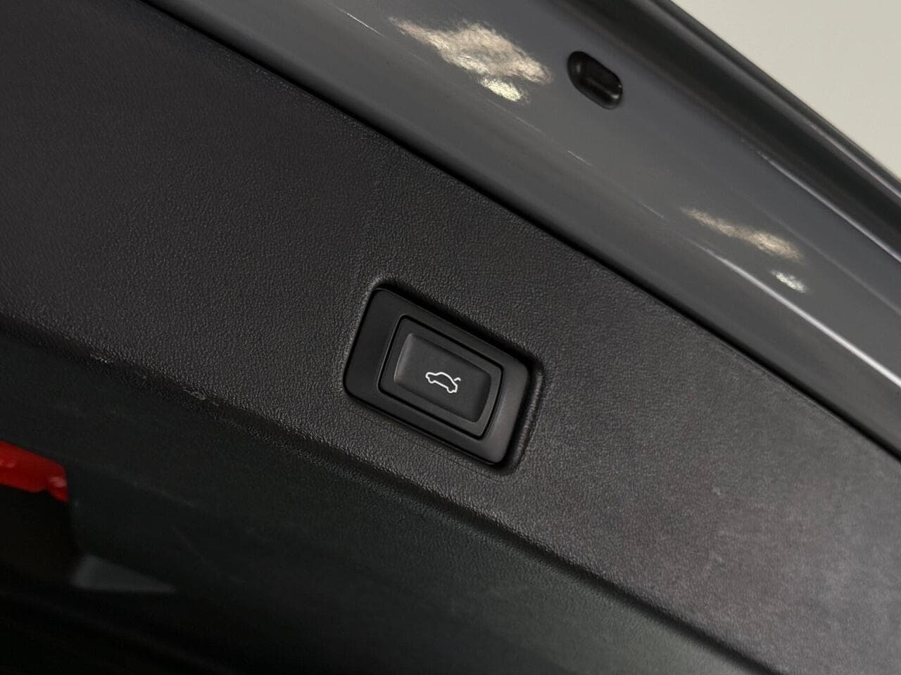 Audi Q4 e-tron thumbnail Misc Controls
