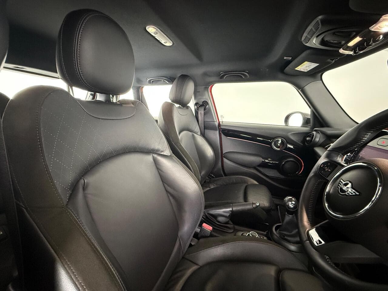MINI Hatch thumbnail Seat Driver