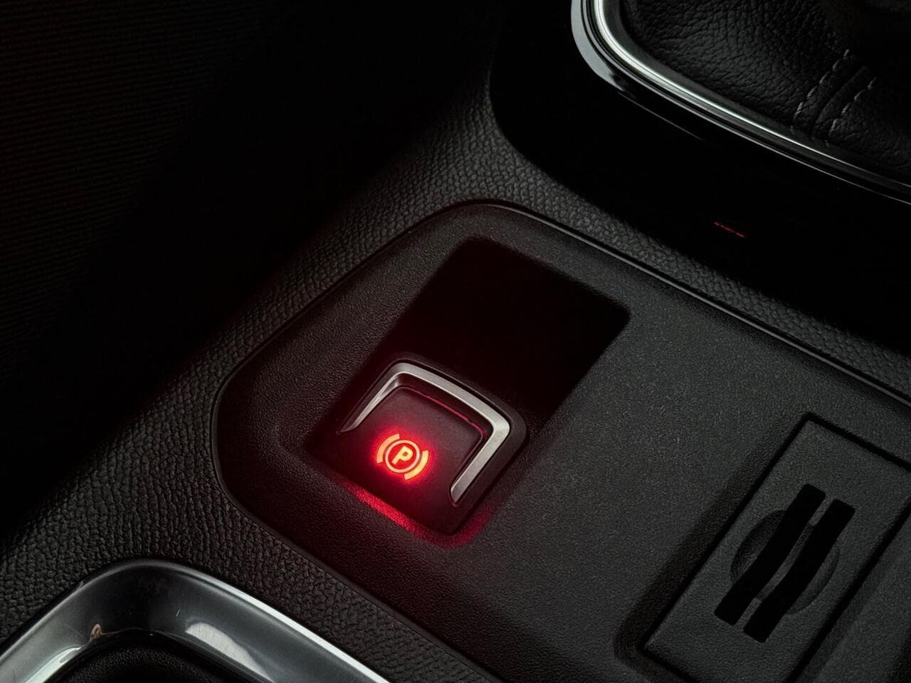 Vauxhall Corsa thumbnail Misc Controls