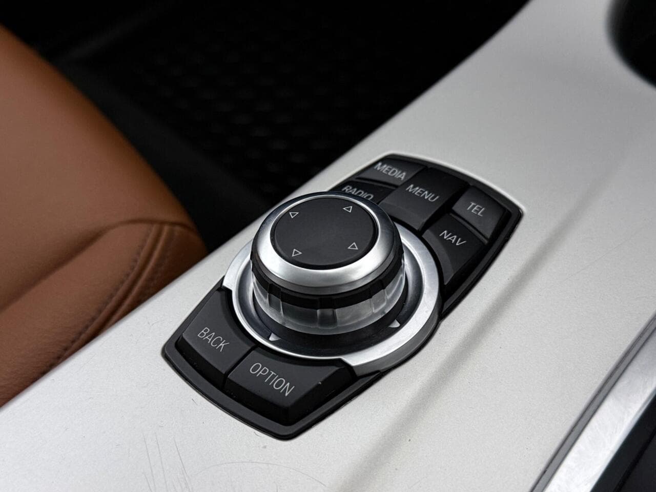 BMW X3 thumbnail Misc Controls