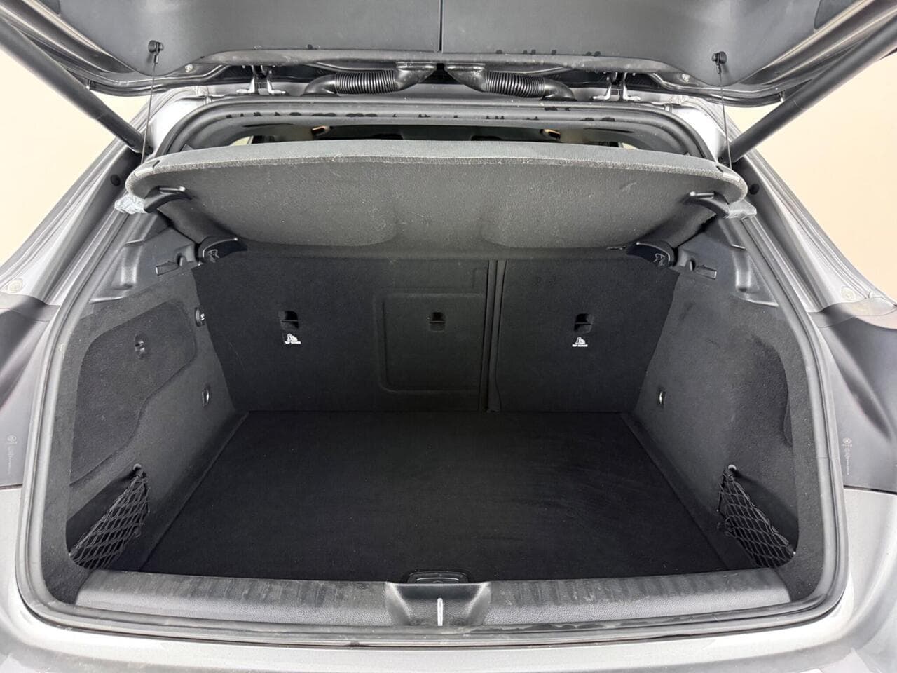 Mercedes-Benz GLA thumbnail Boot