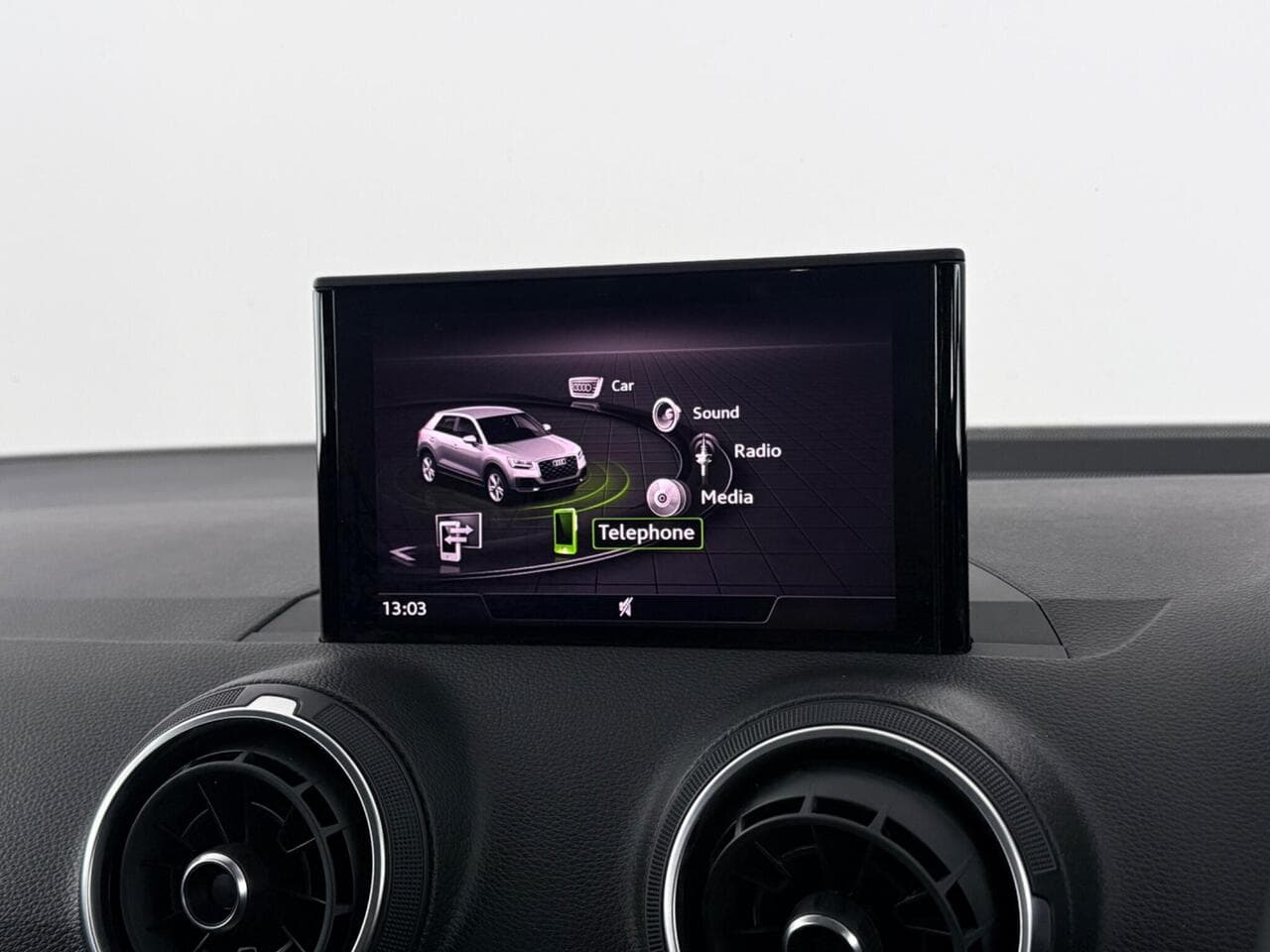 Audi Q2 thumbnail Infotainment System