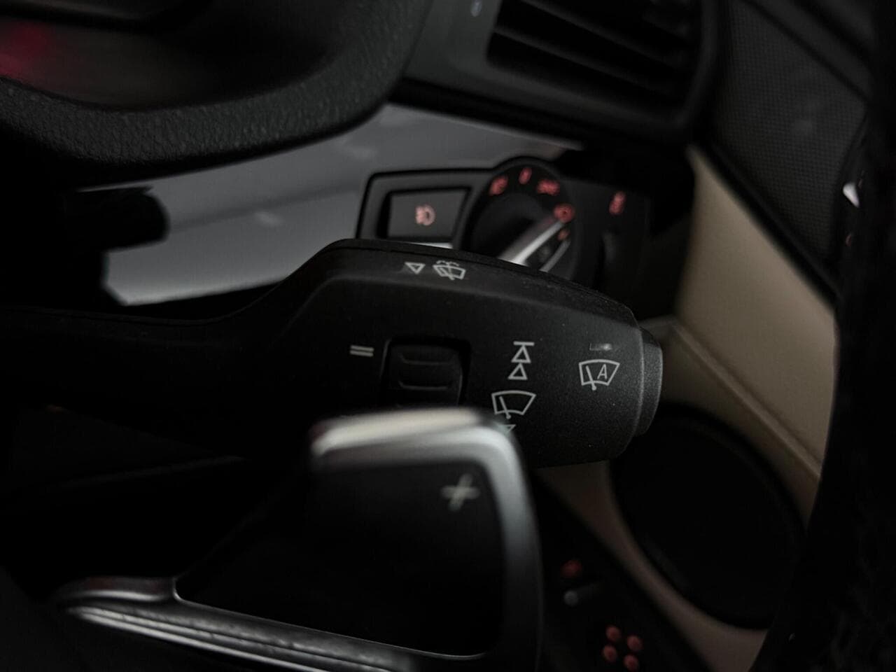 BMW X4 thumbnail Misc Controls