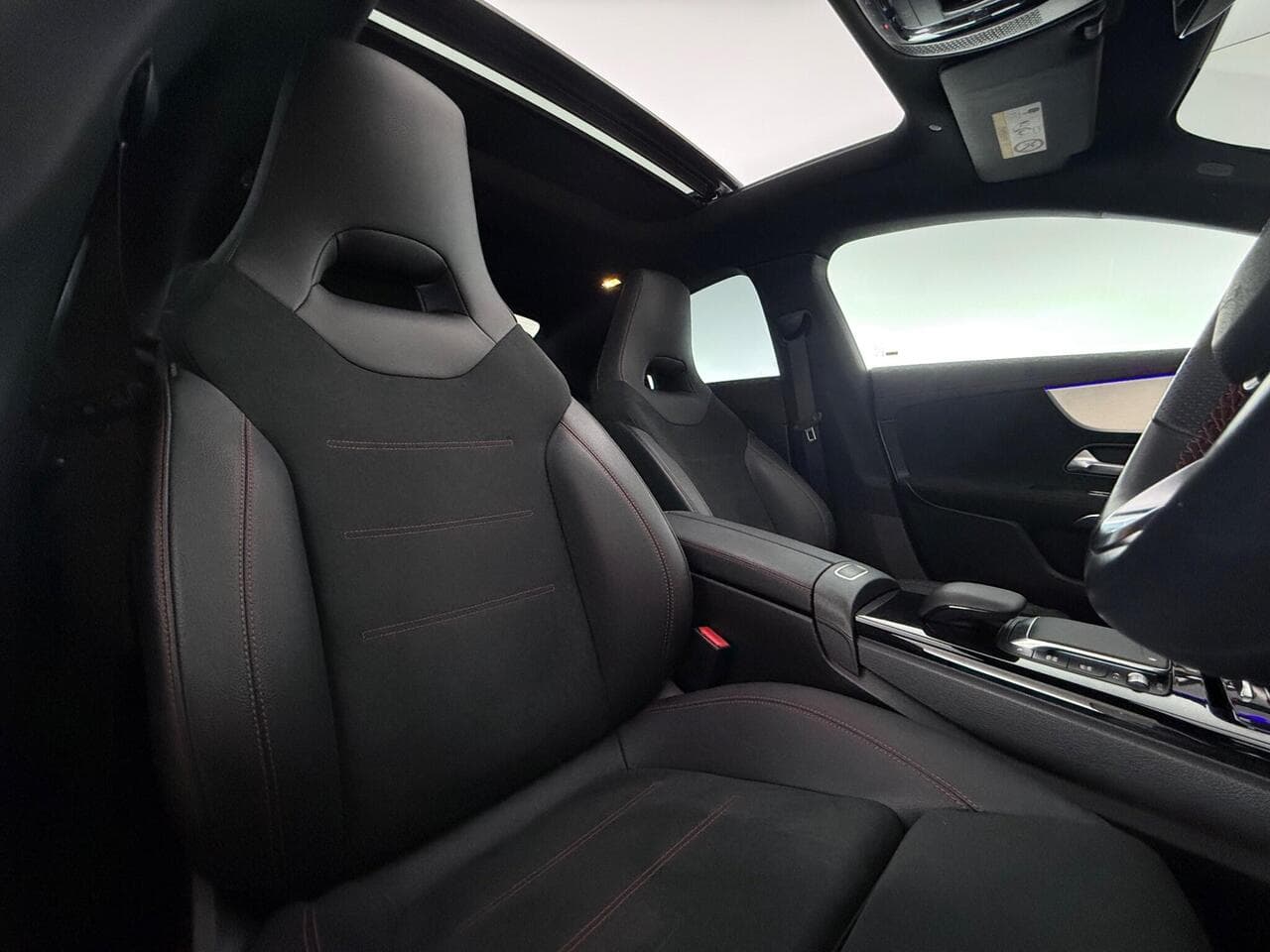 Mercedes-Benz CLA thumbnail Seat Front Passenger