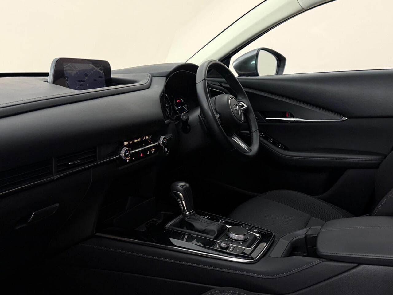 Mazda CX-30 thumbnail Interior Front