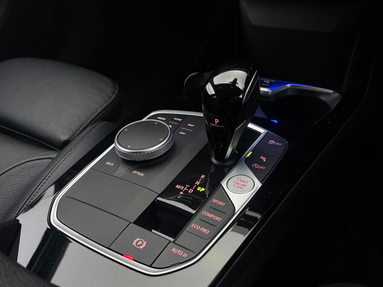 BMW 1 Series thumbnail Interior Front