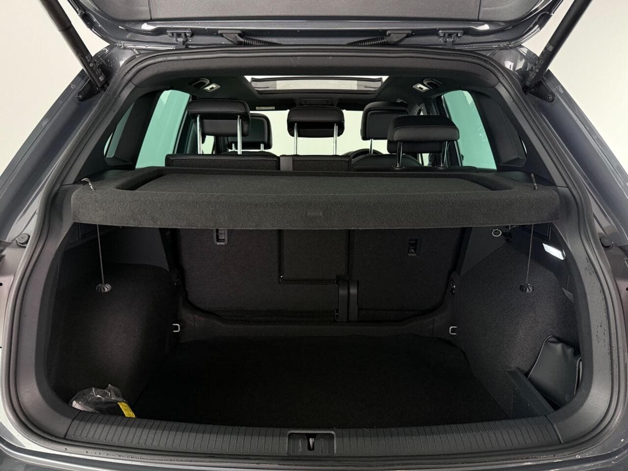 Volkswagen Tiguan thumbnail Boot
