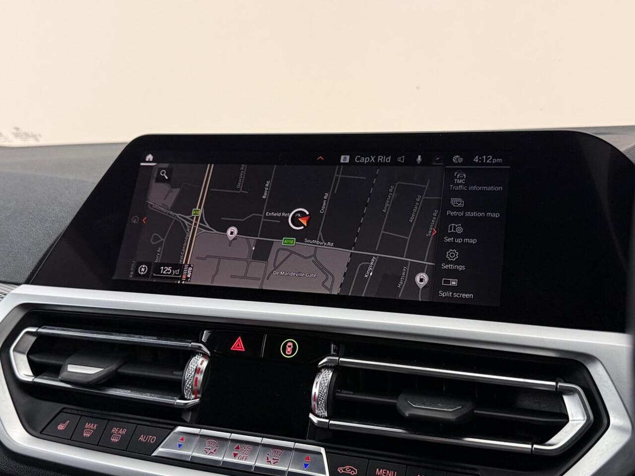BMW 3 Series thumbnail Infotainment System