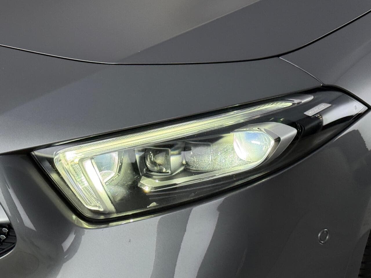 Mercedes-Benz A Class thumbnail Lights Front