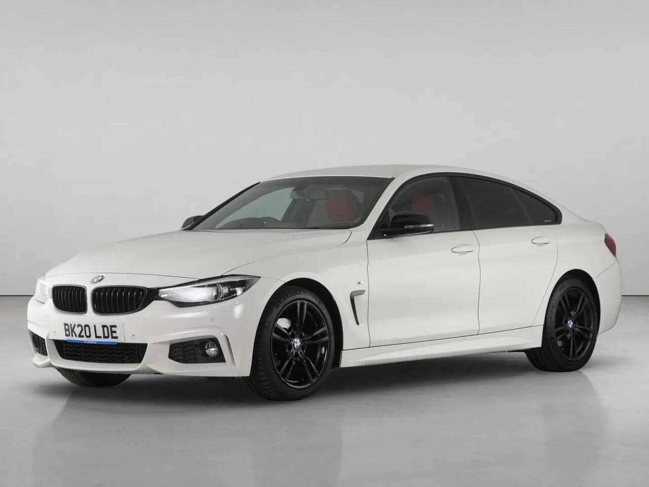 BMW 4 Series Gran Coupe thumbnail Front Left
