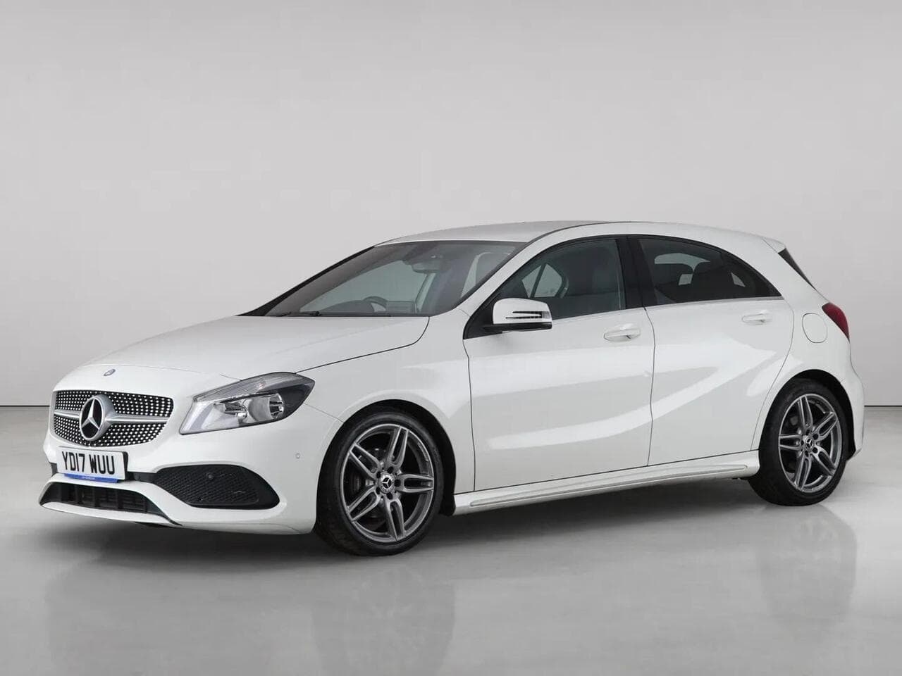 Mercedes-Benz A Class thumbnail Front Left