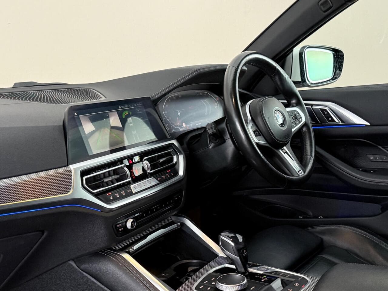 BMW 4 Series thumbnail Interior Front