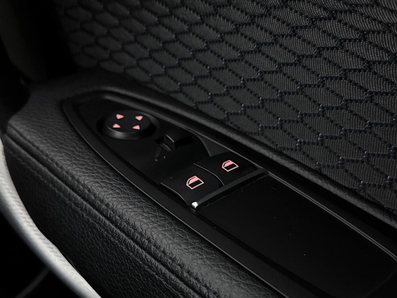 BMW 2 Series thumbnail Misc Controls