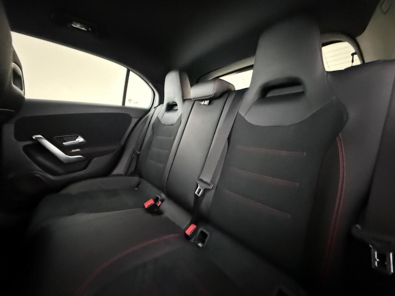 Mercedes-Benz A Class thumbnail Seats Rear