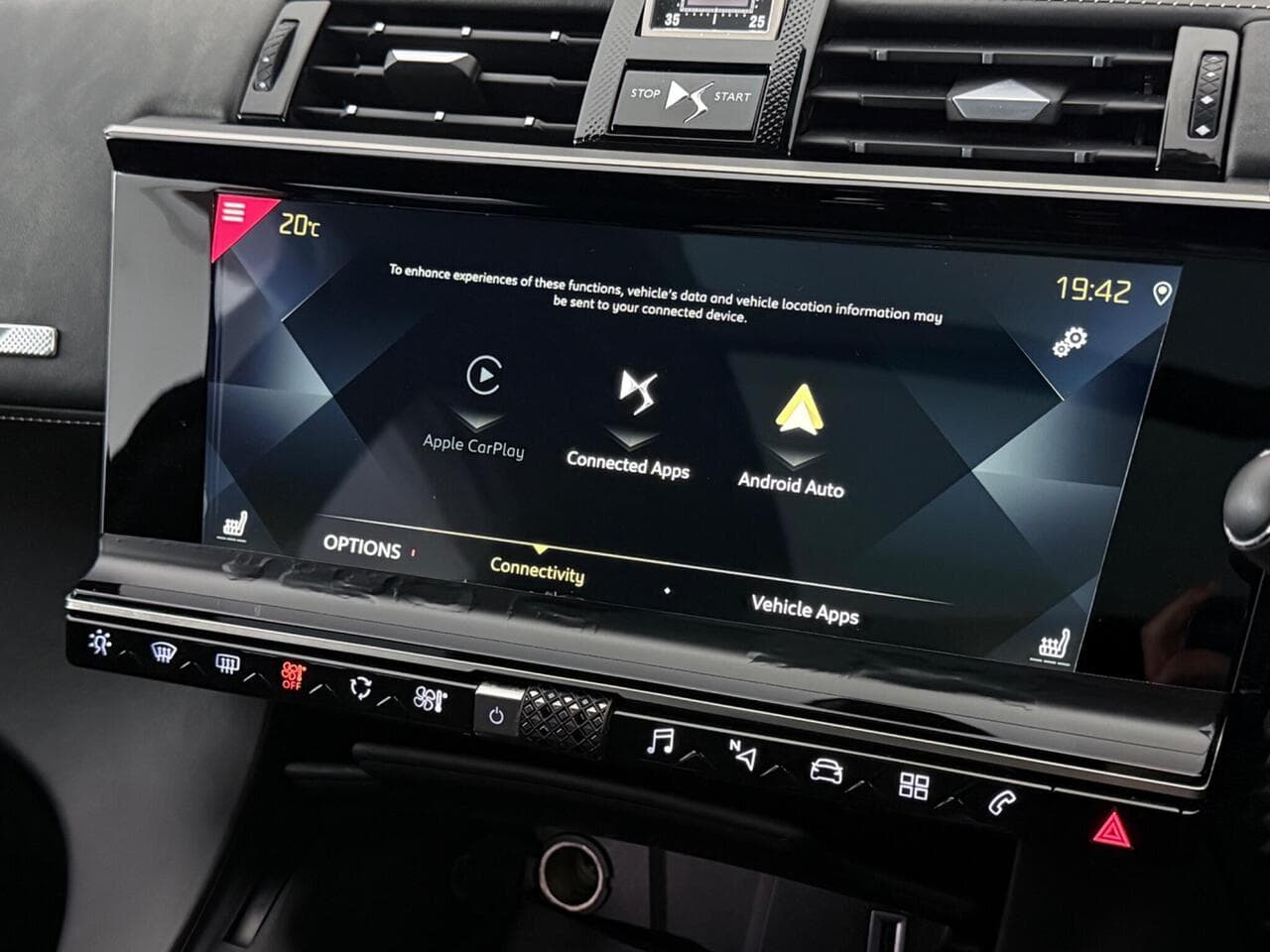 DS AUTOMOBILES DS 7 CROSSBACK thumbnail Infotainment System