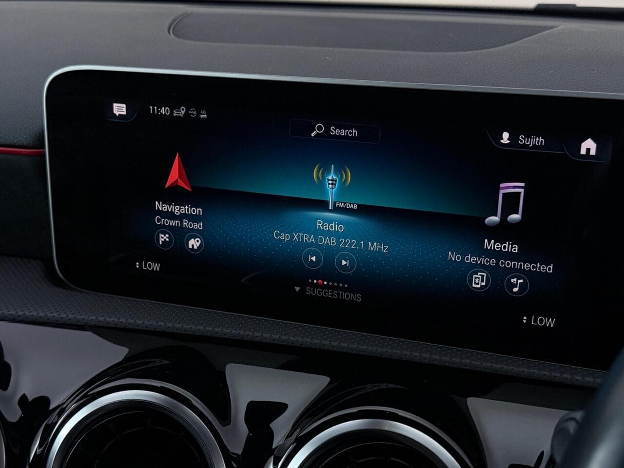 Mercedes-Benz A Class thumbnail Infotainment System