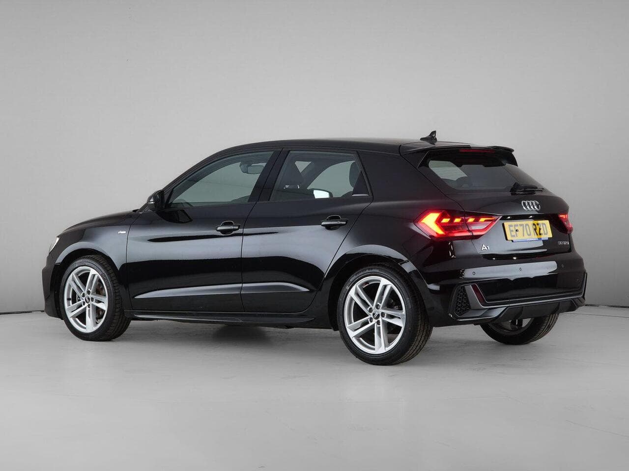 Audi A1 thumbnail Side Left