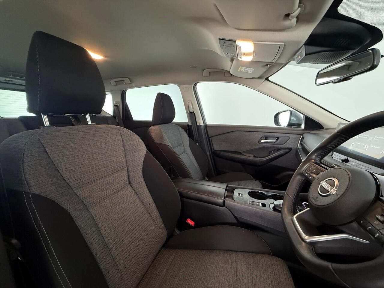 Nissan X-Trail thumbnail Seat Driver