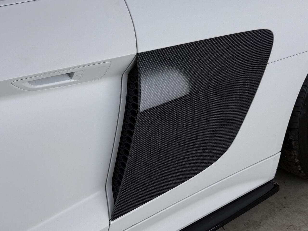 Audi R8 thumbnail Inconclusive