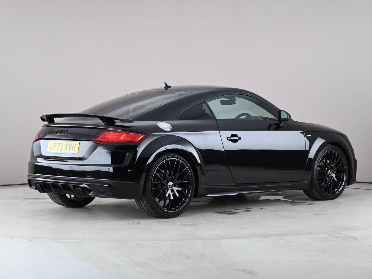 Audi TT thumbnail Rear Right