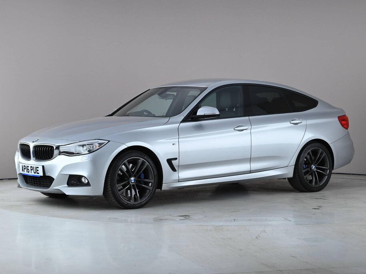 BMW 3 Series Gran Turismo thumbnail Front Left