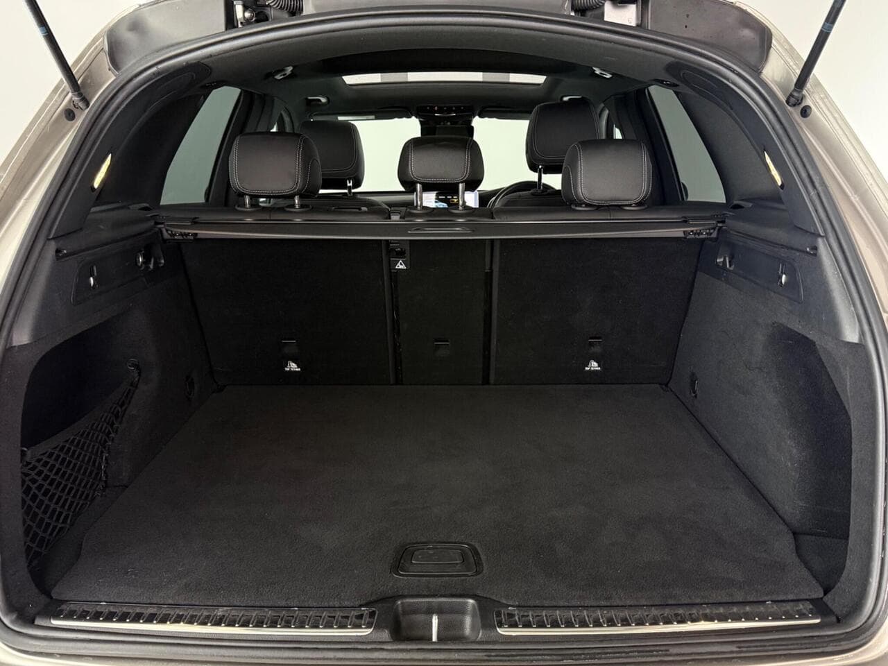 Mercedes-Benz GLC thumbnail Boot