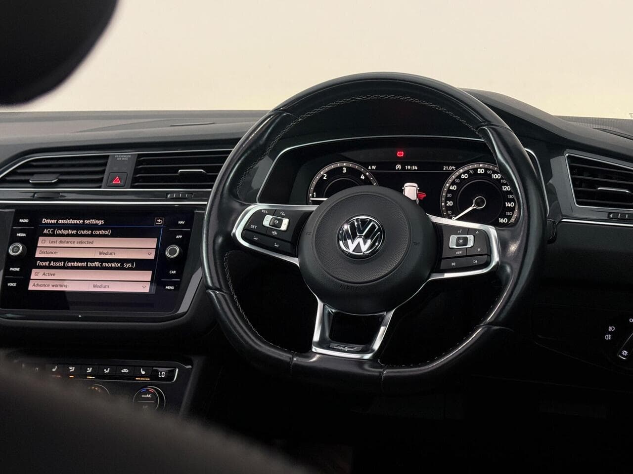 Volkswagen Tiguan thumbnail Inconclusive