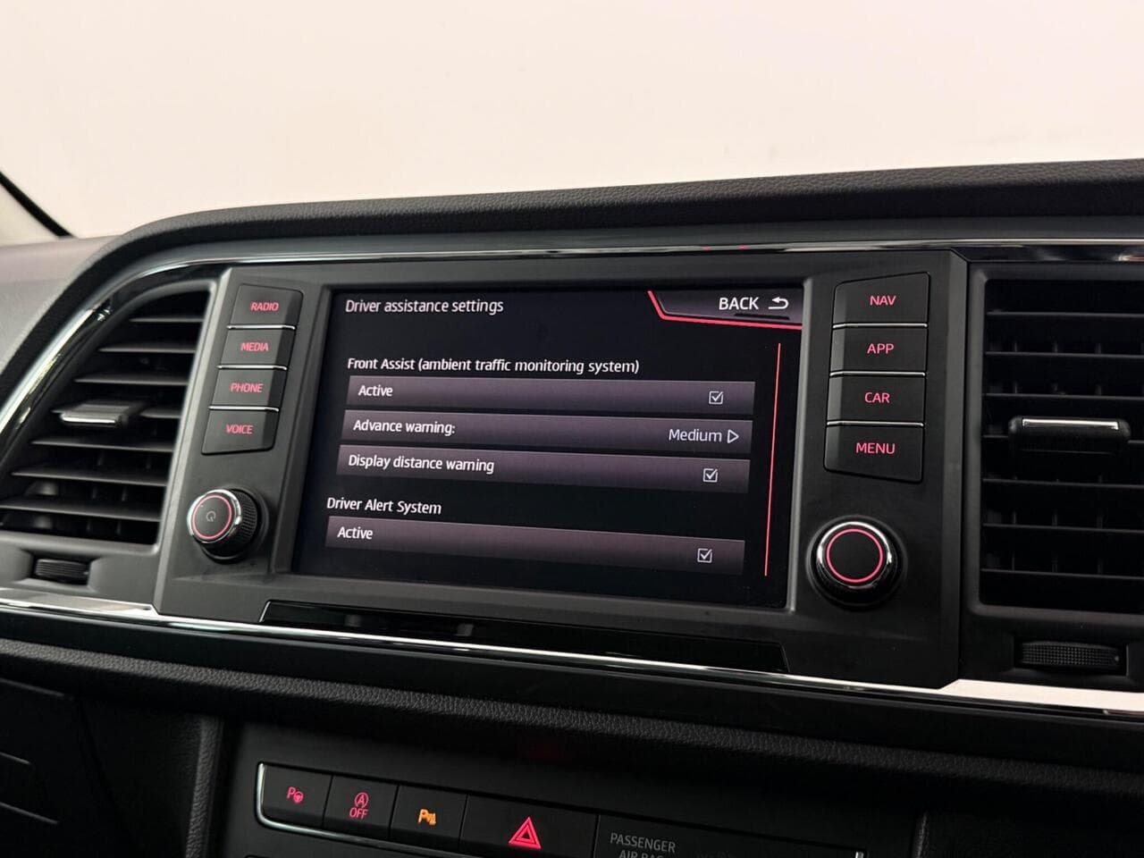 SEAT Ateca thumbnail Infotainment System