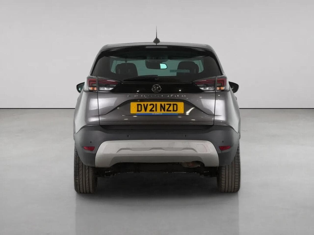 Vauxhall Crossland thumbnail Rear