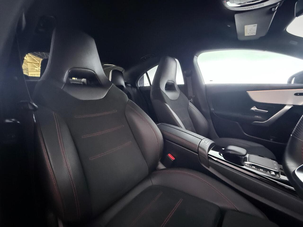 Mercedes-Benz CLA thumbnail Seat Driver
