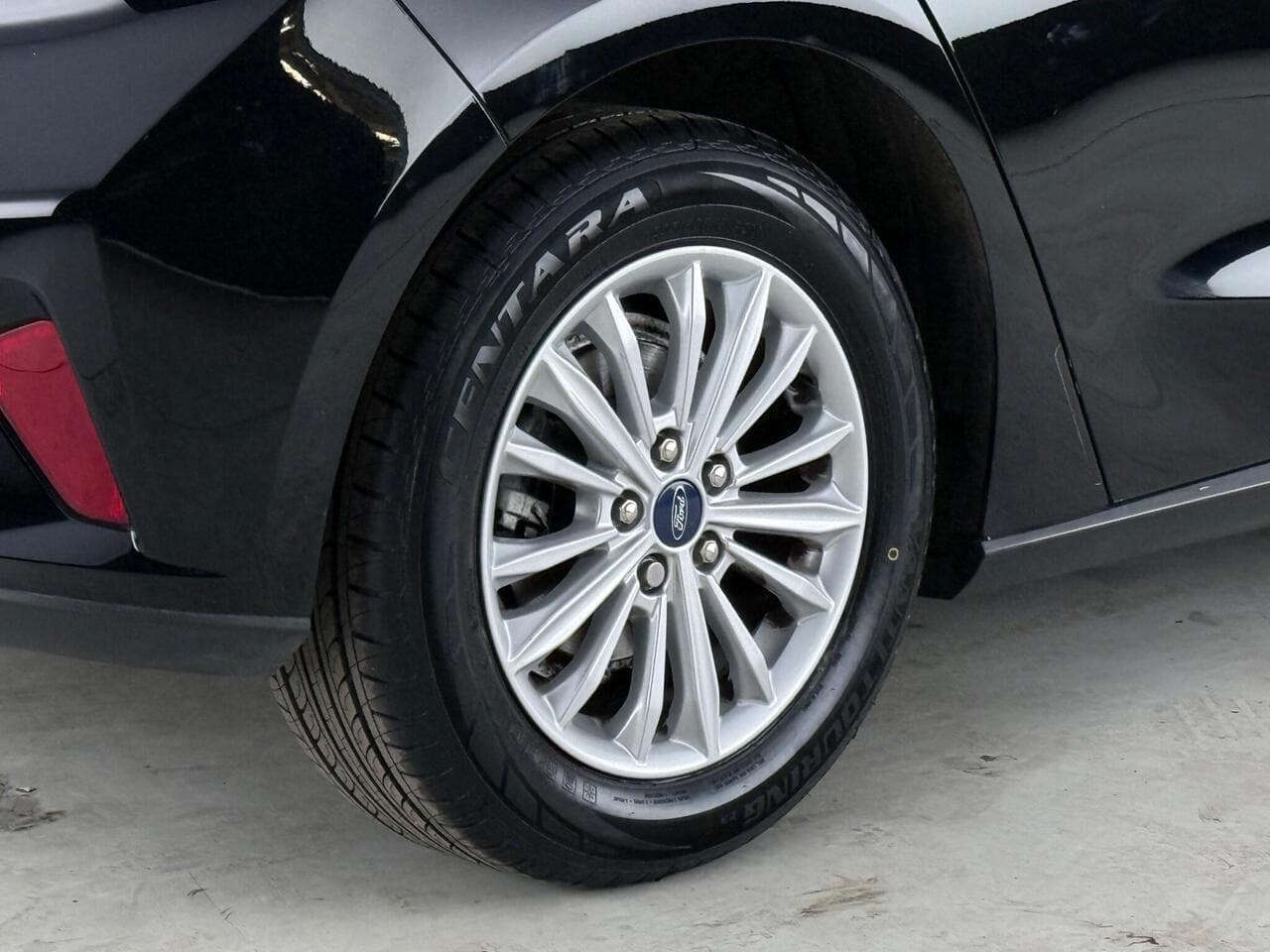 Ford Focus thumbnail Wheel