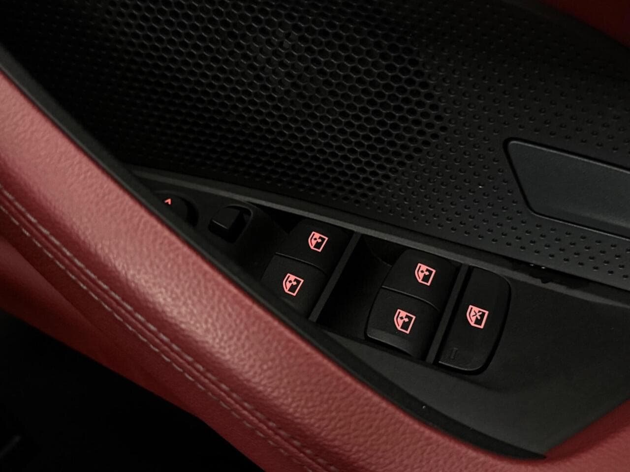 BMW 4 Series Gran Coupe thumbnail Misc Controls