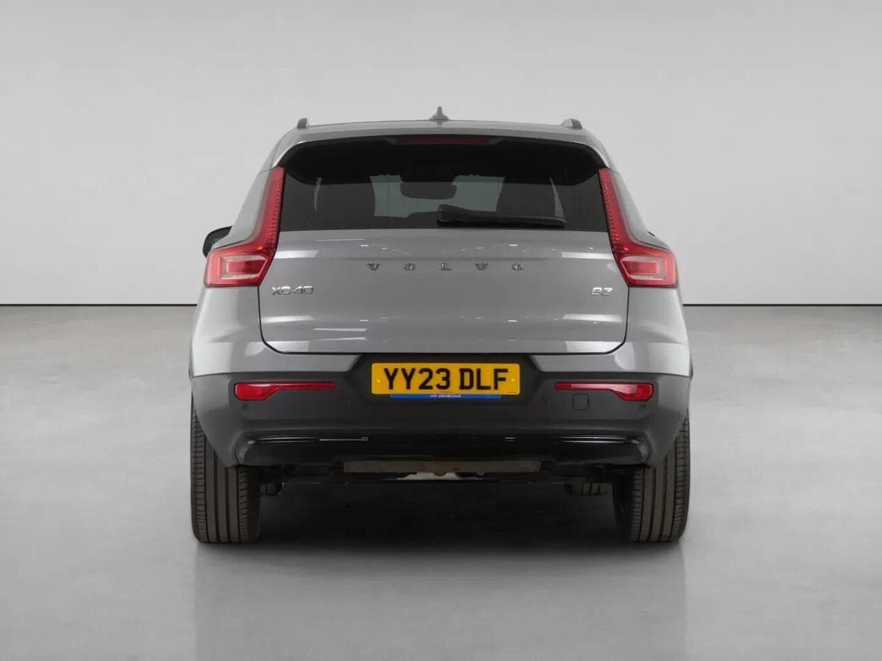 Volvo XC40 thumbnail Rear