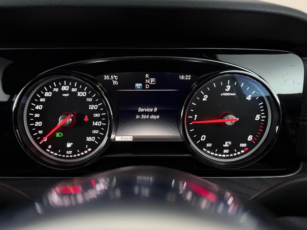 Mercedes-Benz E Class thumbnail Driver Instruments