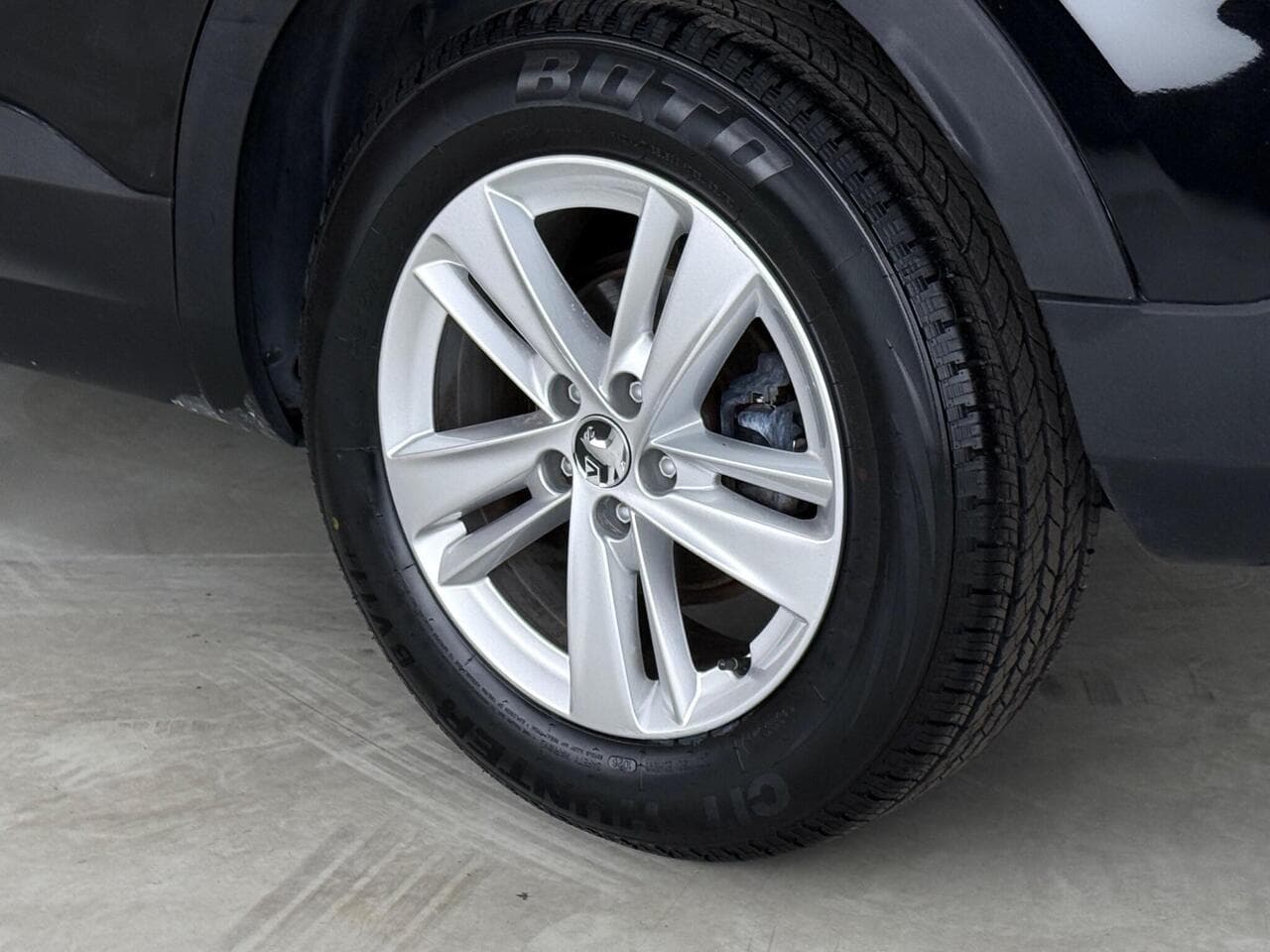 Vauxhall Grandland thumbnail Wheel