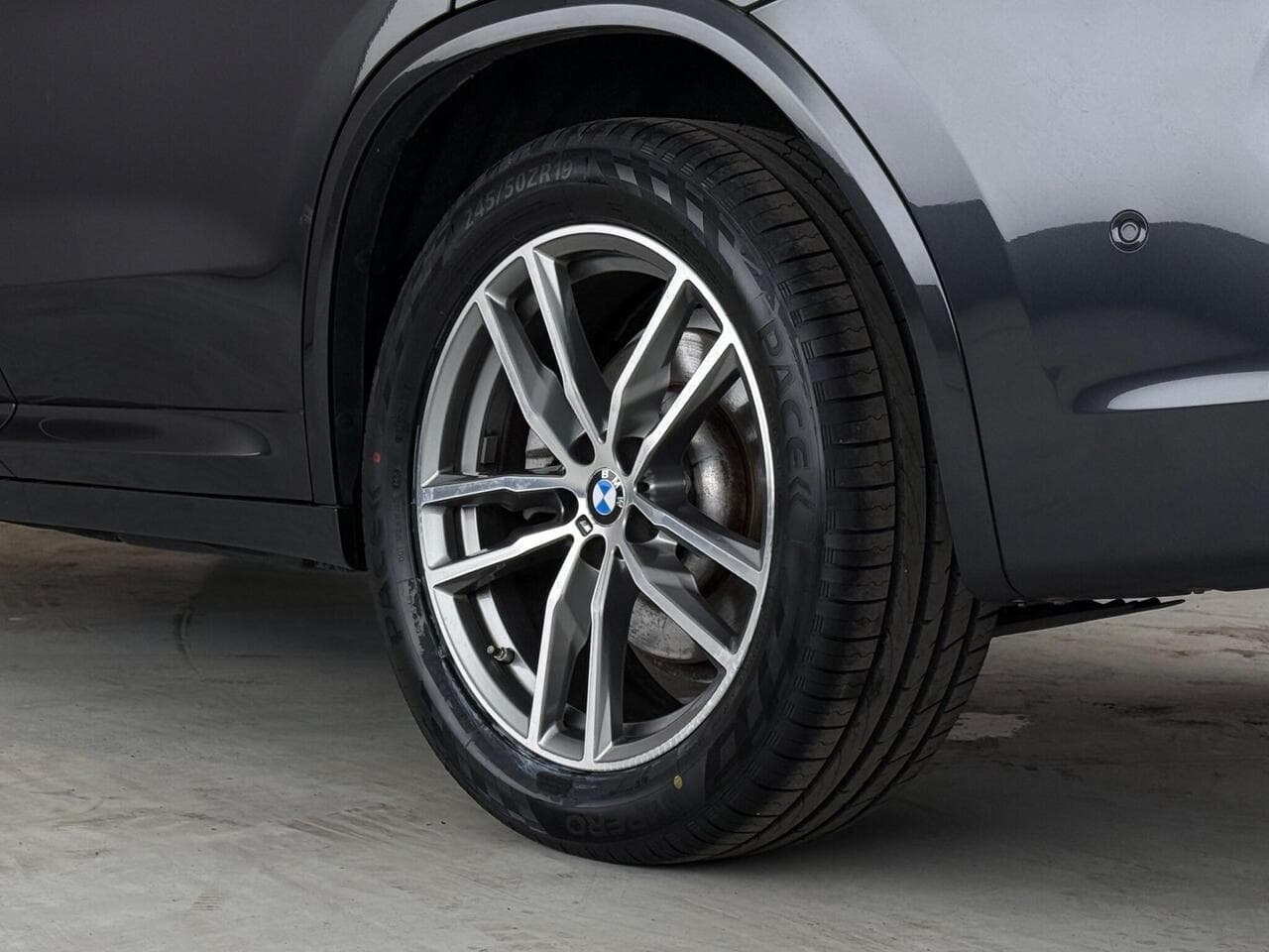 BMW X3 thumbnail Wheel