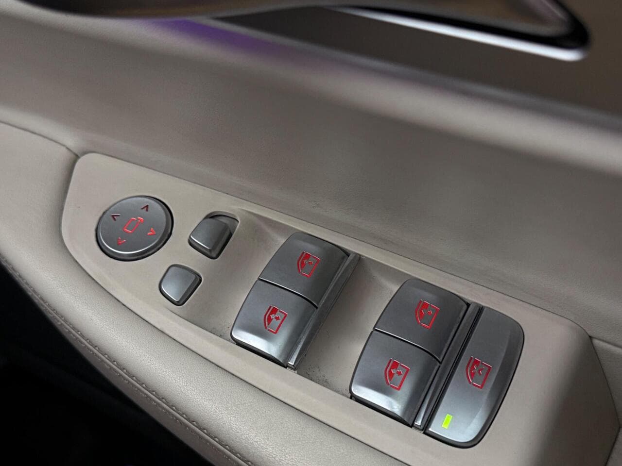 BMW 7 Series thumbnail Misc Controls