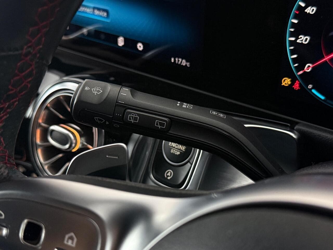 Mercedes-Benz GLB thumbnail Misc Controls