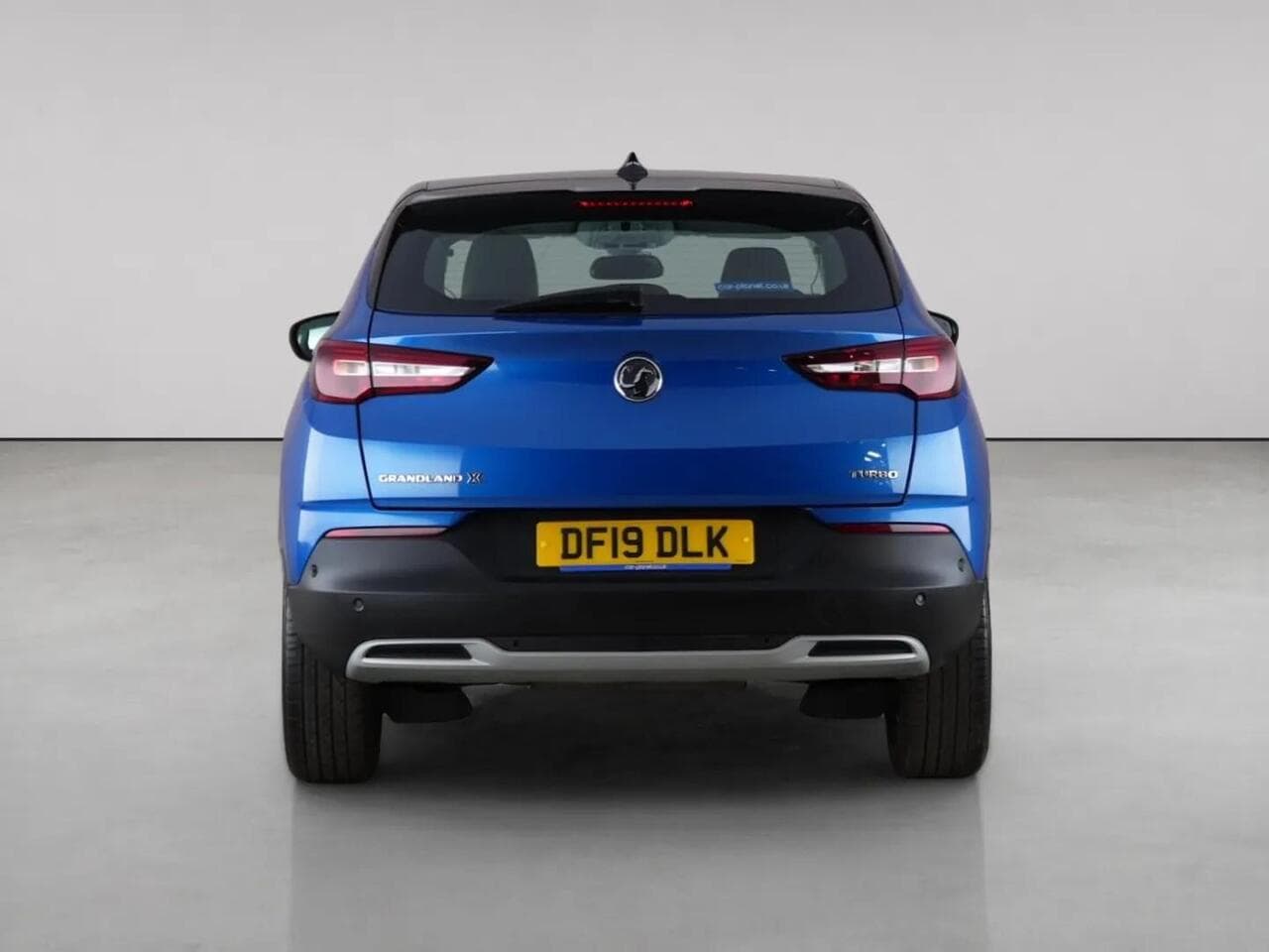 Vauxhall Grandland X thumbnail Rear