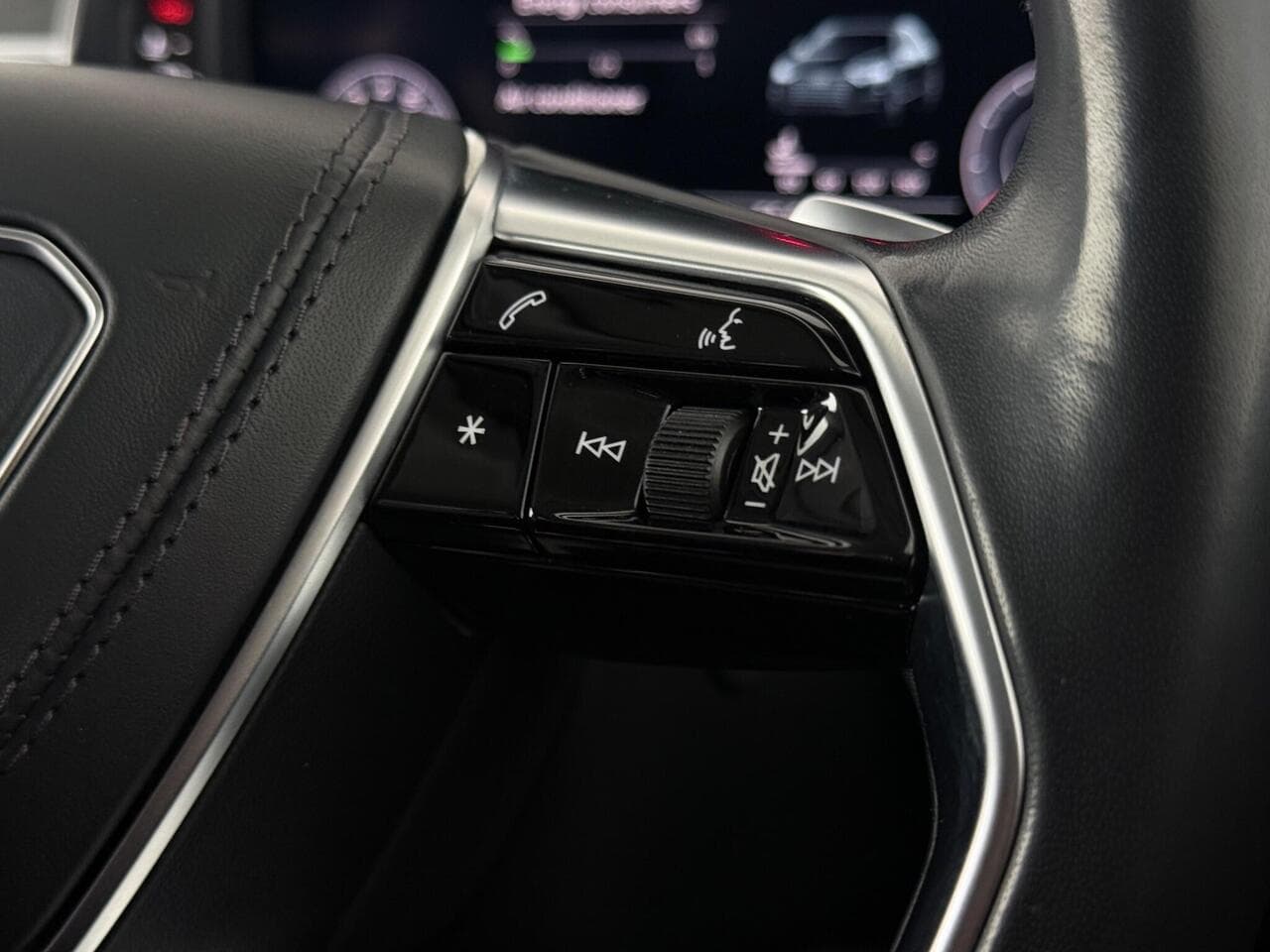 Audi A8 thumbnail Misc Controls